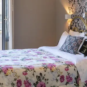 https://bb-tra-letna-e-il-mare-2.catania-hotels.net