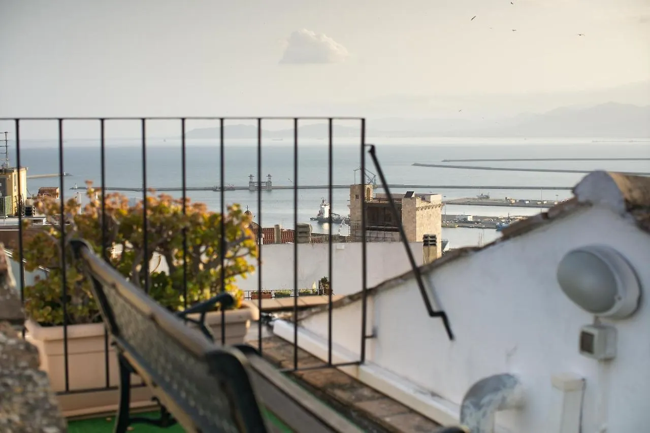 Residenza Kastrum Cagliari 2*,  Włochy